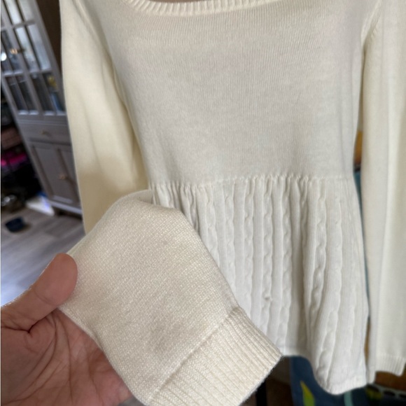 Hollister Cream Crewneck Sweater - Picture 5 of 6